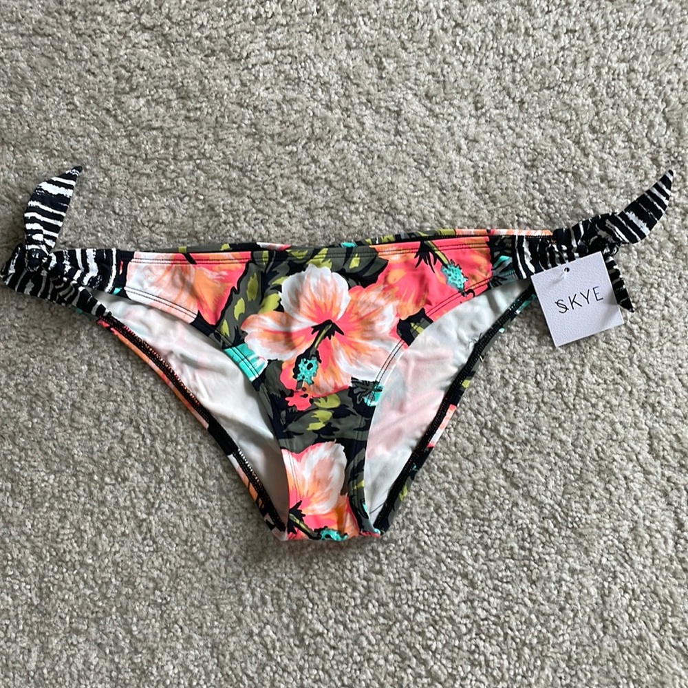 Brand New Skye Boracay Tie Side Bikini Bottom L